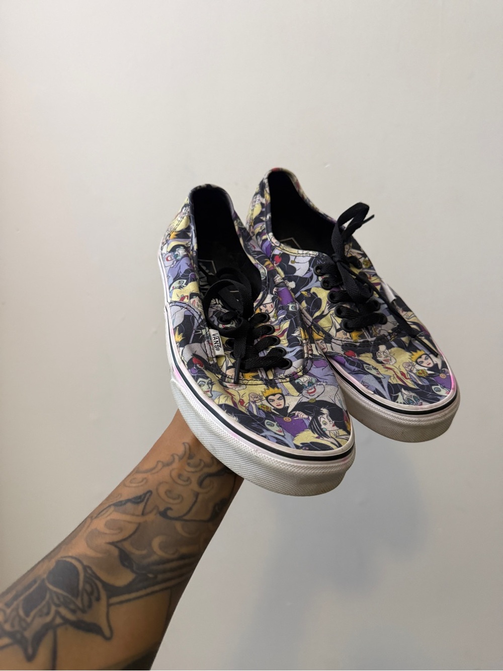 Vans x Disney Villans Era Low-Top Sneakers with Multicolor Villain Print